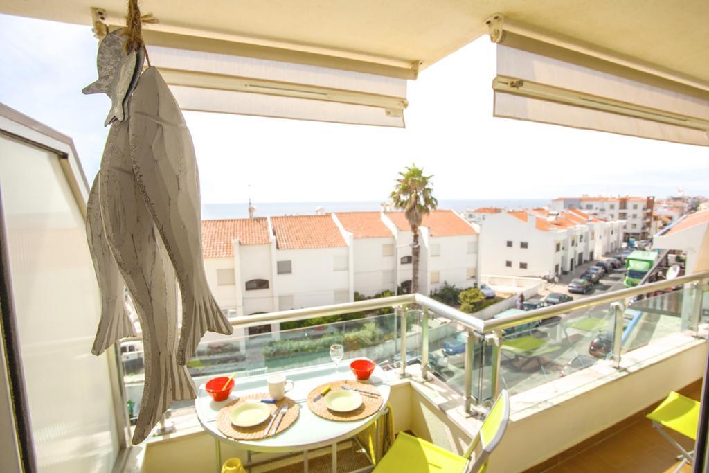 Lovelystay - Ericeira Beach Apartment With Sea View Room photo